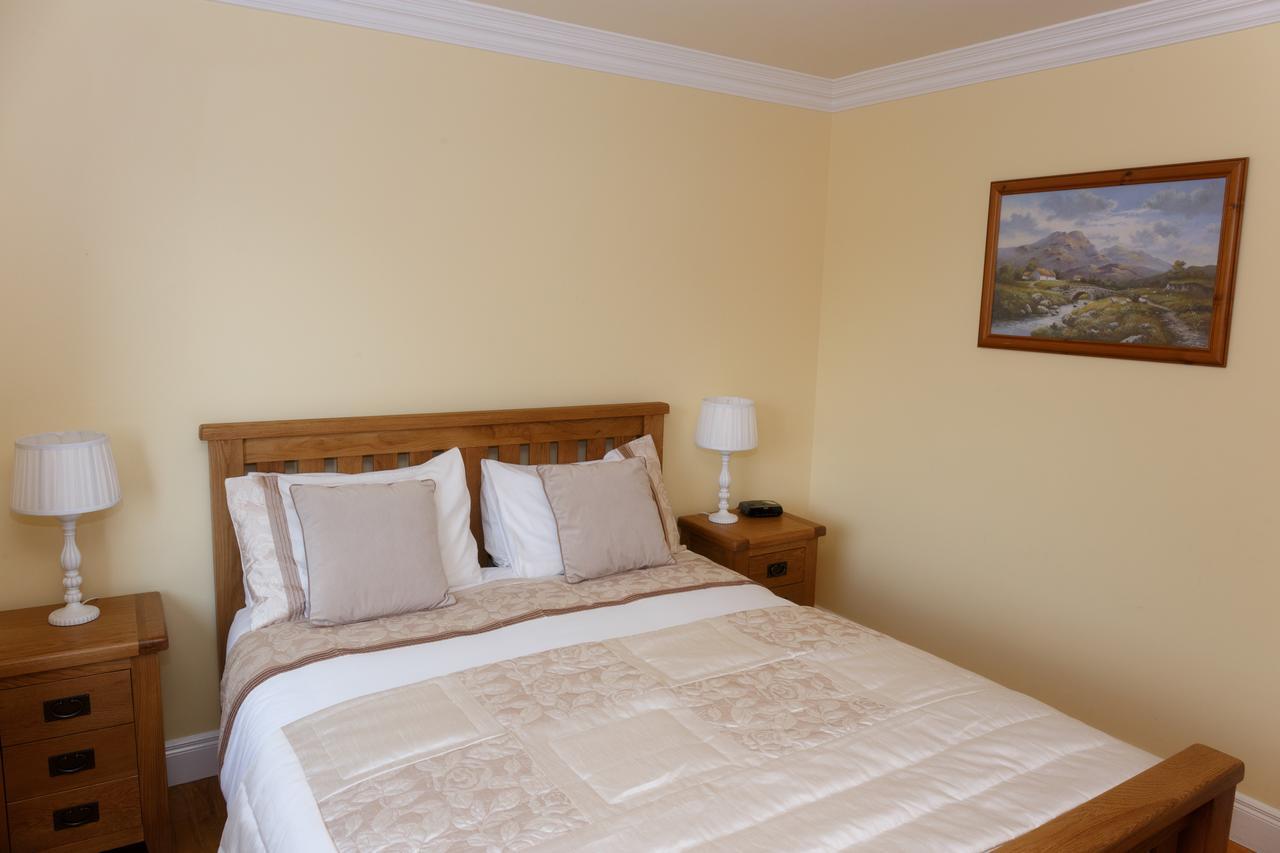 Tower View Hotel Dingle Ngoại thất bức ảnh